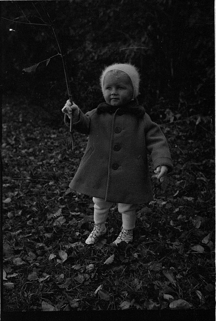 Dr. Kopřiva, Pelhřimov, 3.11.1935 (in Czech), keywords: figure, child, Kopřiva  figure, child, Kopřiva