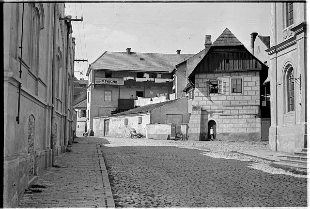 Staré město,Hradební ulice 181 (in Czech), keywords: Tábor Svačina(Czech) znovu 4998 Tábor