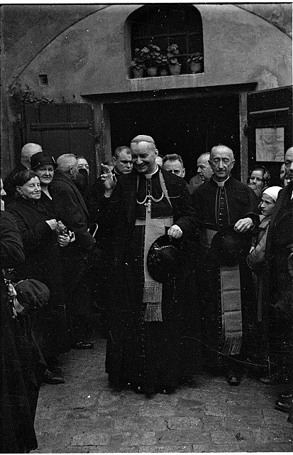 Kardinál Karel Kašpar v Pelhřimově 4.9. 1934  (in Czech), keywords: kardinál Karel Kašpar, Pelhřimov, Vaněk  kardinál Karel Kašpar, Pelhřimov, Vaněk