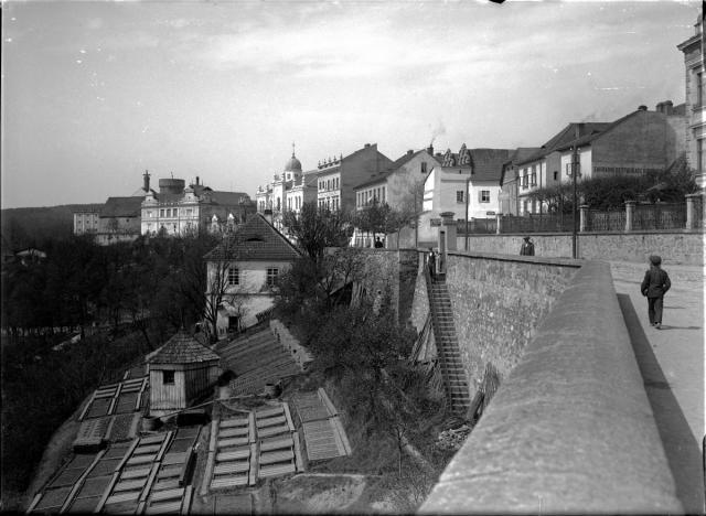 On the ramparts in Tábor, approx. 1900  Tábor, whole, brewery, synagogue, Kotnov