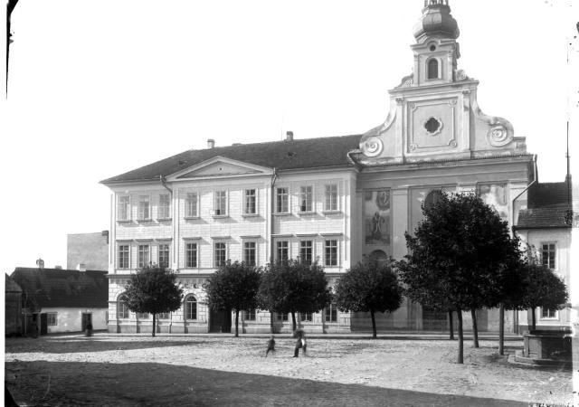 Mikuláš z Husi square, end of 19th century  Tábor, náměstí Mikoláše z Husi, cloister, church, gymnasium, school
