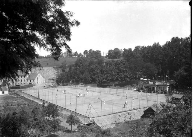  tenisové kurty Tábor pod joránskou hrází (in Czech), keywords: Tábor, sport, courts  Tábor, sport, courts