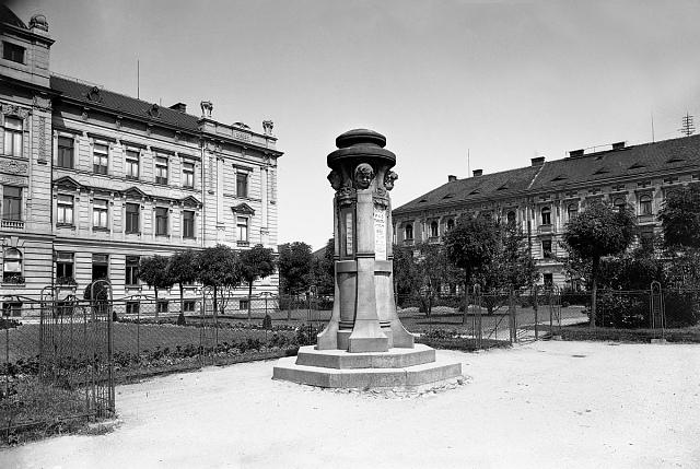 "Meteor" column in the front of Academy. C 1909