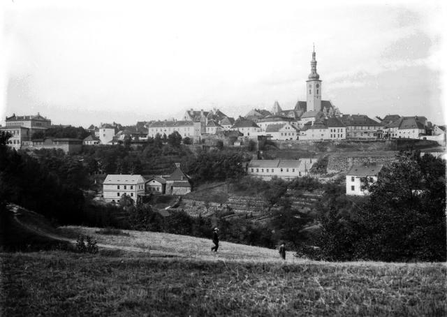 Tábor z jordánské hráze okolo roku 1900 (in Czech), keywords: Tábor, whole, landscape,   Tábor, whole, landscape, 
