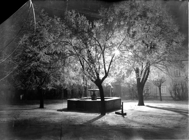 Nikolas Husi square with electric light