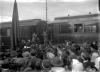Na nádraží - min Beneš vystupuje  24.9.1919 (in Czech), keywords: reportage, Tábor, train station, Dr. Edvard Beneš, train