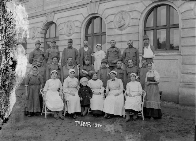 Lazaret 1914 (in Czech), keywords: hospital, první světová válka  hospital, první světová válka