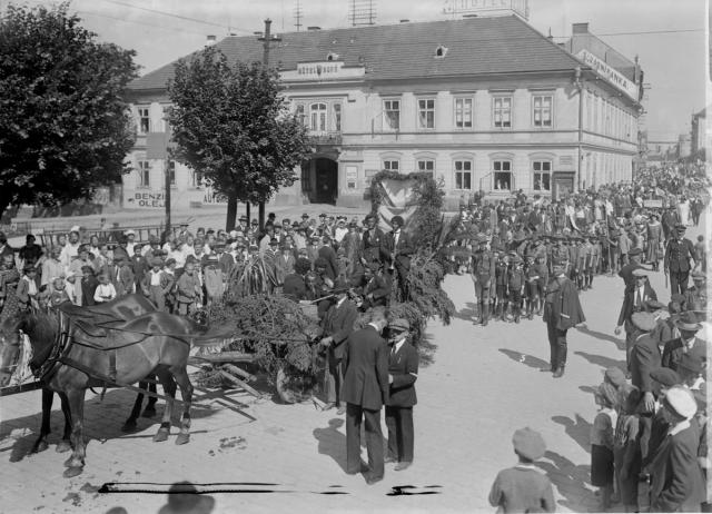 5.Komenského slavnost 5.8.1923 (in Czech), keywords: Tábor, festival, Komenský, Křižík's square  Tábor, festival, Komenský, Křižík's square