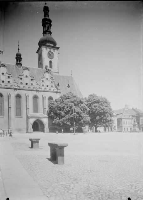 Kostel na Žižkově náměstí (in Czech), keywords: Tábor, , square, church  Tábor, , square, church
