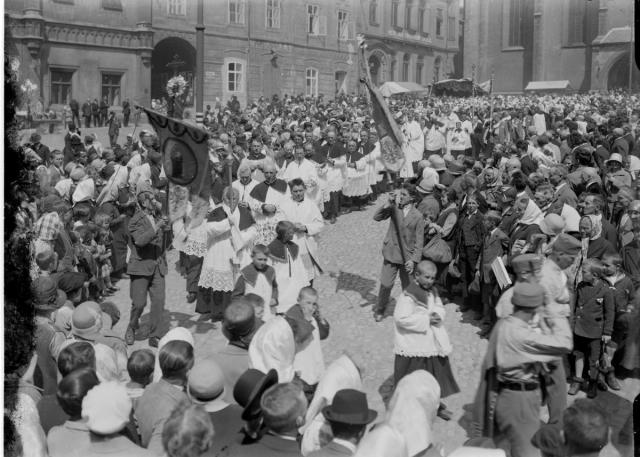 Svěcení zvonů 28.10.1928 (in Czech), keywords: Tábor, festival, bell, církev, Žižkovo náměstí