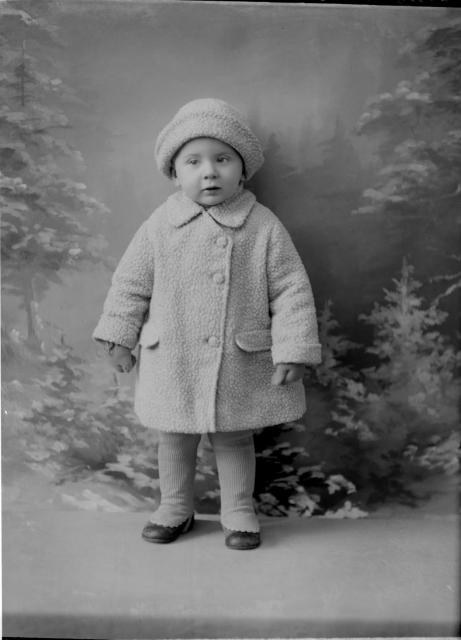 Josef Šechtl 24.ů11.1926 (in Czech), keywords: Josef Šechtl, child, portrait  Josef Šechtl, child, portrait