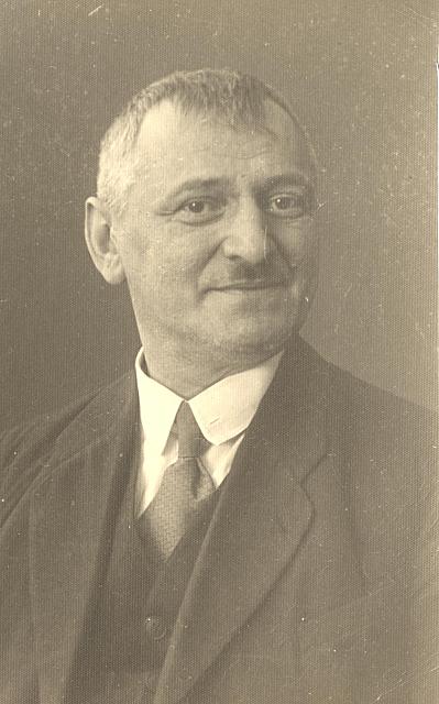 Josef Jindřich Šechtl (in Czech), keywords: Josef Jindřich Šechtl  Josef Jindřich Šechtl