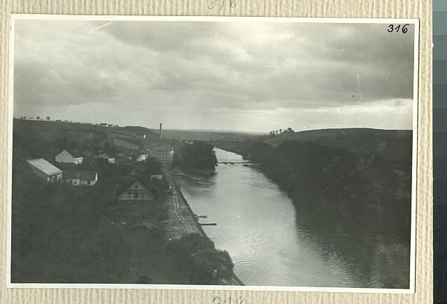 316. - Železniční most (in Czech), keywords: Lužnice, river, landscape  Lužnice, river, landscape
