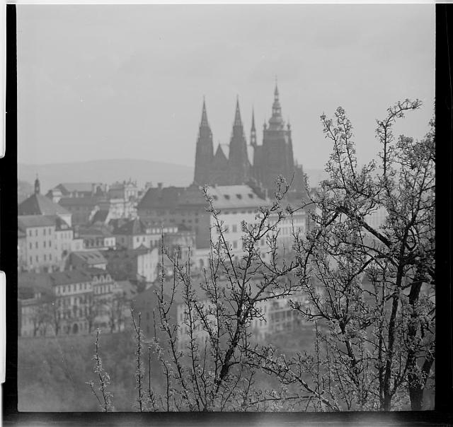 Praha ze Strahova (in Czech), keywords: Strahov, Hrad  Strahov, Hrad